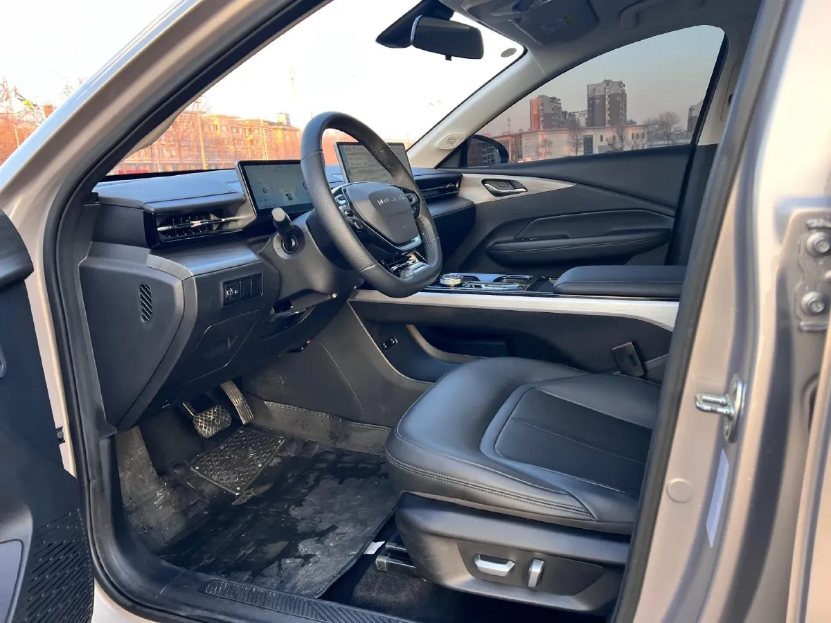 2024 WuLing XingGuang BEV 54.5KWH,autocango,china used car exporter,china ev exporter,chinese used car exporter,chinese used ev exporter