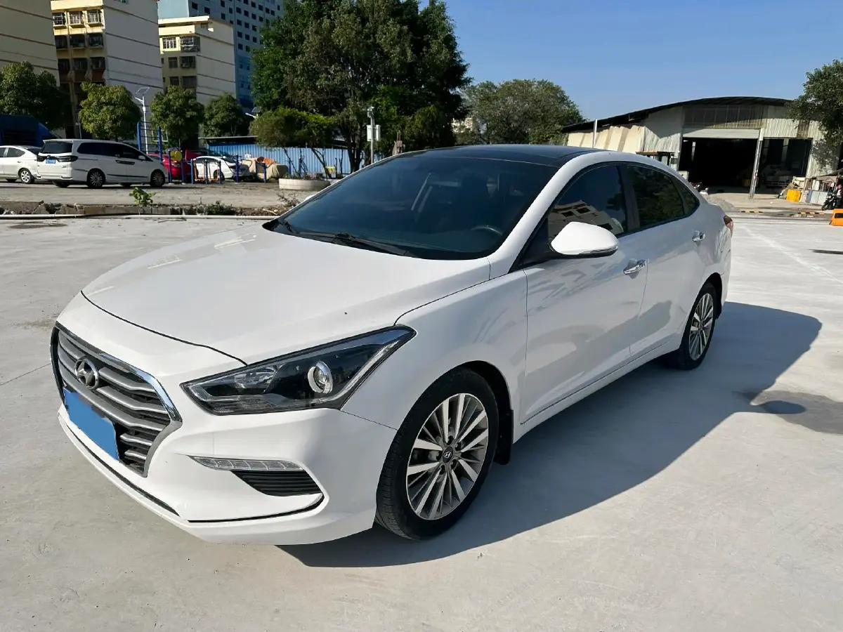 2017 Hyundai Mistra 1.8L 143HP L4 6AT