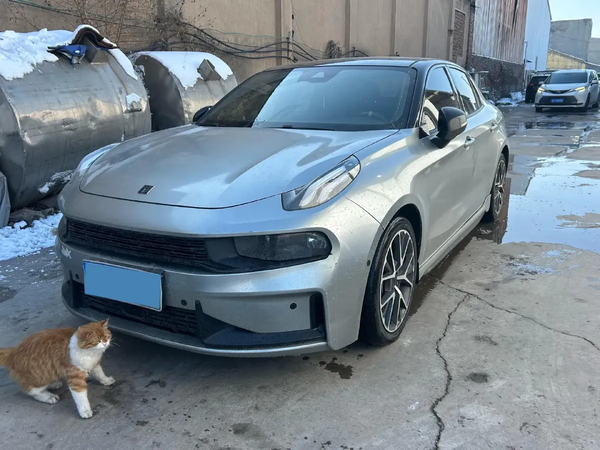 2018 Toyota C-HR 2.0L 171HP L4 CVT,autocango,china used car exporter,china ev exporter,chinese used car exporter,chinese used ev exporter