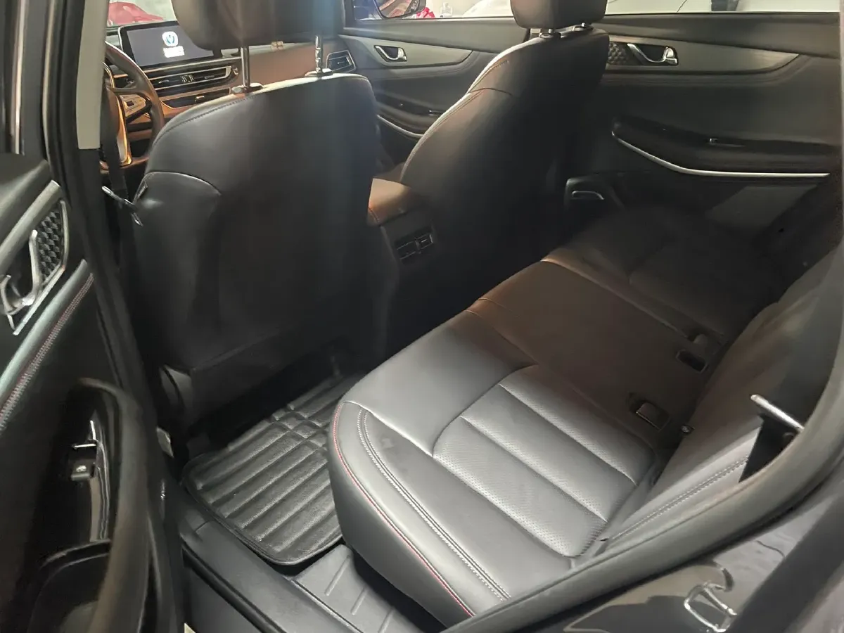 2021 ChangAn CS75 1.5T 178HP L4 7DCT,autocango,china used car exporter,china ev exporter,chinese used car exporter,chinese used ev exporter