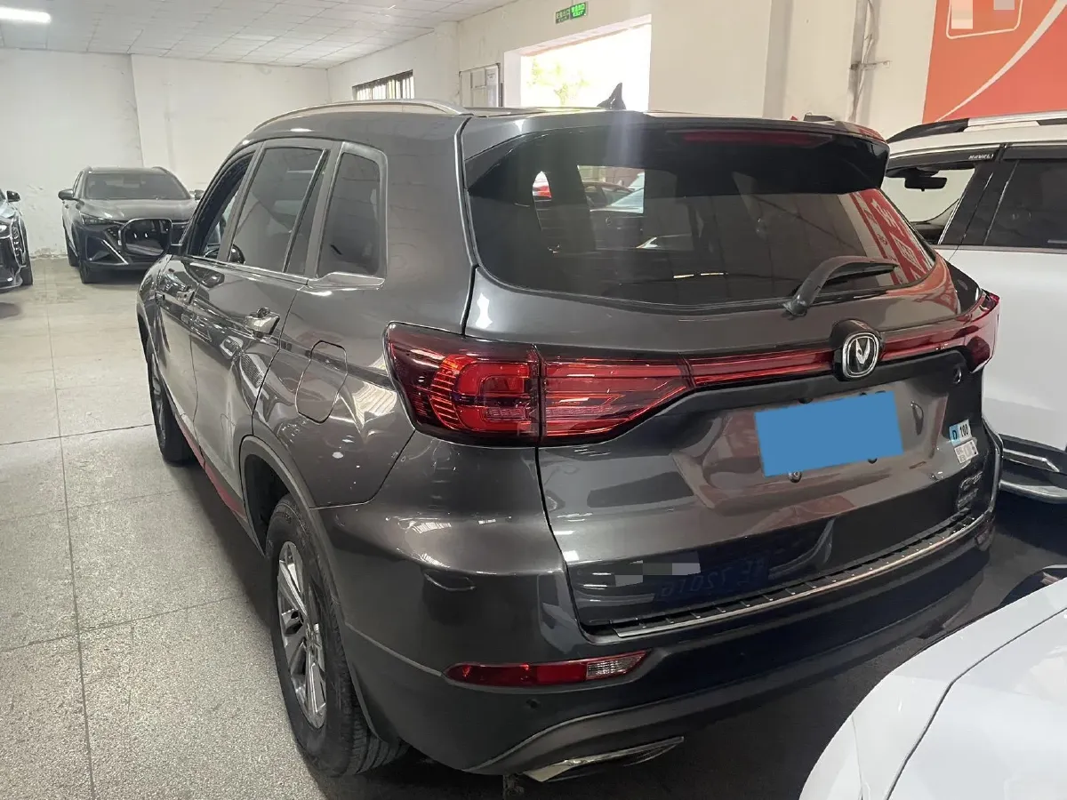 2021 ChangAn CS75 1.5T 178HP L4 7DCT,autocango,china used car exporter,china ev exporter,chinese used car exporter,chinese used ev exporter