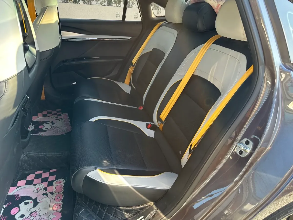 2022 MG 5 Scorpio 1.5T 181HP L4 7DCT,autocango,china used car exporter,china ev exporter,chinese used car exporter,chinese used ev exporter