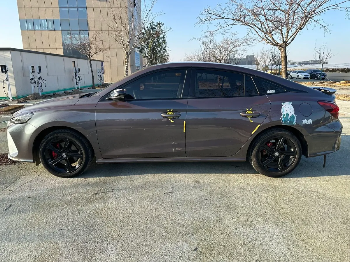 2022 MG 5 Scorpio 1.5T 181HP L4 7DCT,autocango,china used car exporter,china ev exporter,chinese used car exporter,chinese used ev exporter