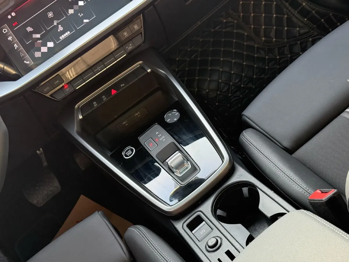 2022 Audi A3 1.4T 150HP L4 7DCT,autocango,china used car exporter,china ev exporter,chinese used car exporter,chinese used ev exporter