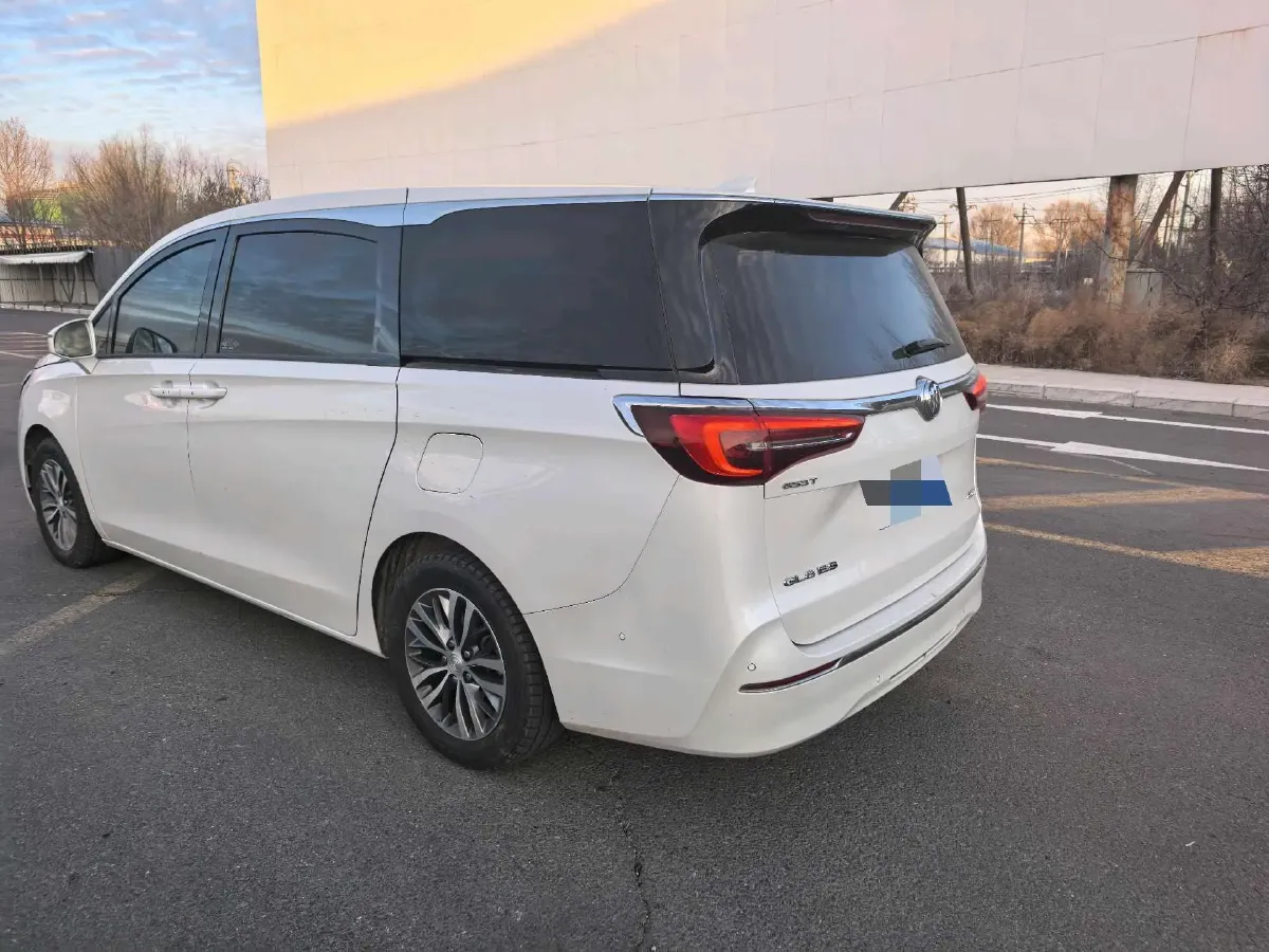2021 Buick GL8 2.0T 237HP L4 9AT,autocango,china used car exporter,china ev exporter,chinese used car exporter,chinese used ev exporter