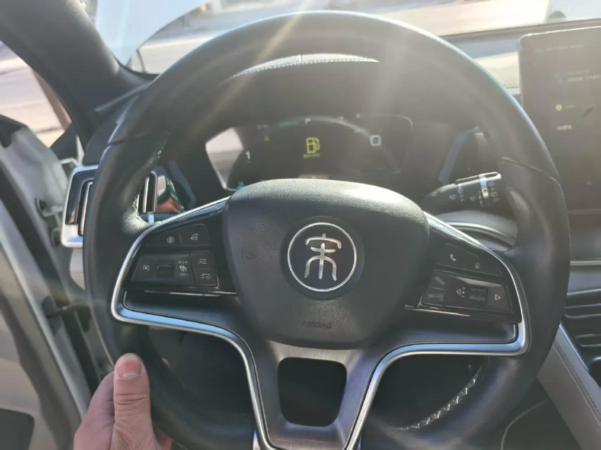 2021 Geely JiaJi 1.5T 177HP L3 7DCT PHEV 11.3KWH,autocango,china used car exporter,china ev exporter,chinese used car exporter,chinese used ev exporter