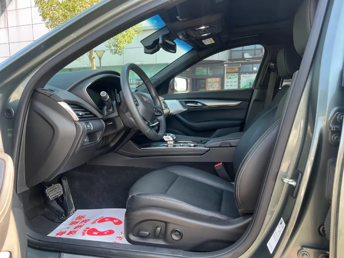 2023 Cadillac CT5 2.0T 237HP L4 10AT,autocango,china used car exporter,china ev exporter,chinese used car exporter,chinese used ev exporter