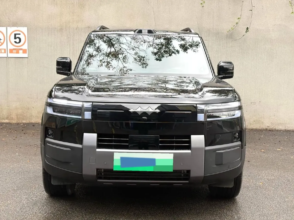 2025 FangChengBao Tai 7 1.5T 156HP L4 E-CVT PHEV,autocango,china used car exporter,china ev exporter,chinese used car exporter,chinese used ev exporter