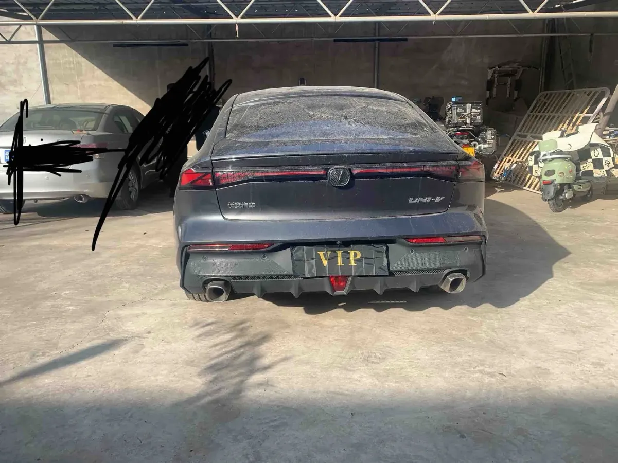 2022 ChangAn UNI-V 1.5T 188HP L4 7DCT,autocango,china used car exporter,china ev exporter,chinese used car exporter,chinese used ev exporter