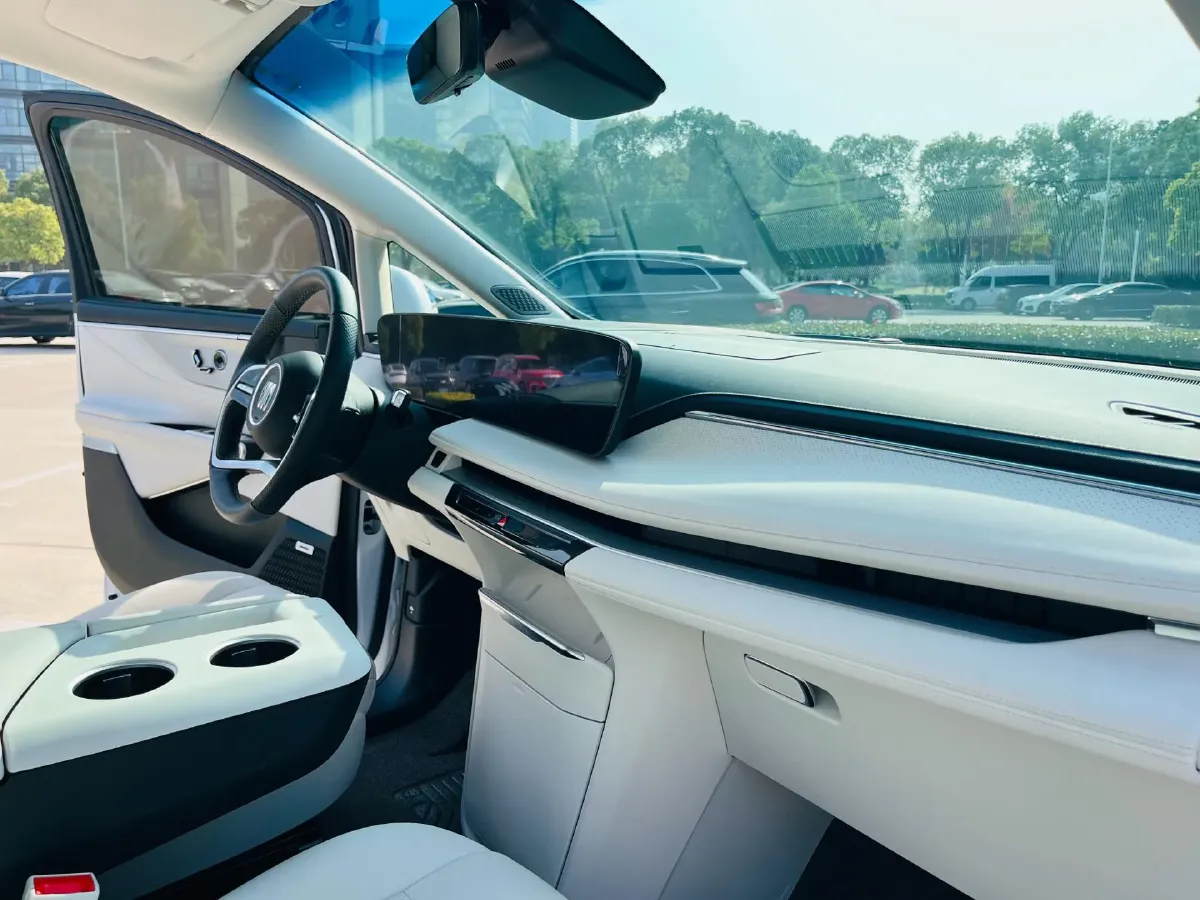 2024 Buick GL8 1.5T 180HP L4 2DHT PHEV 24.4KWH,autocango,china used car exporter,china ev exporter,chinese used car exporter,chinese used ev exporter