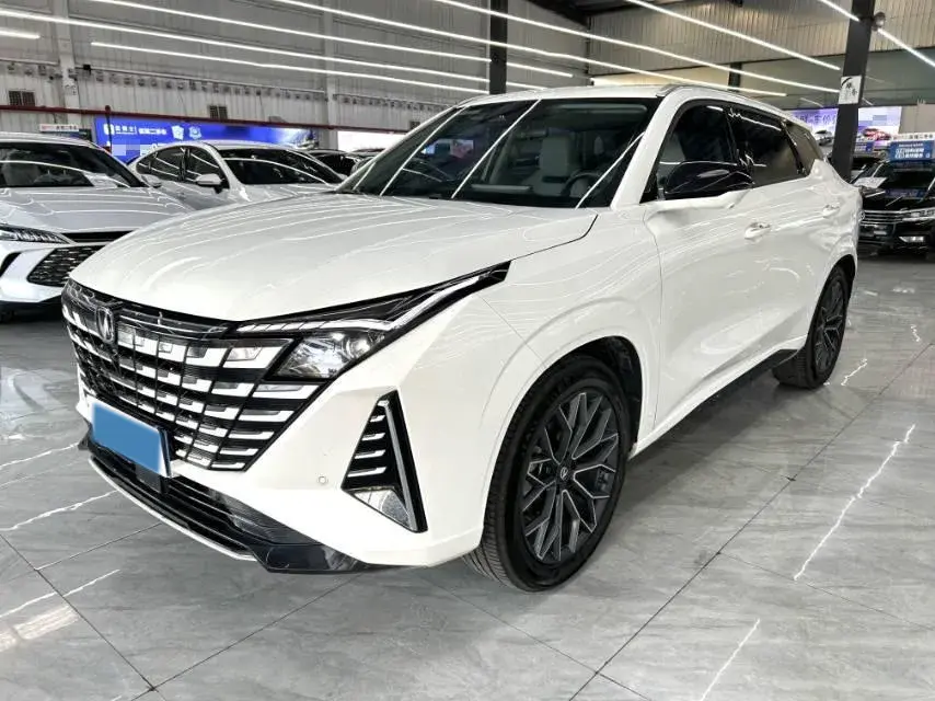 2025 ChangAn UNI-Z 1.5T 188HP L4 7DCT