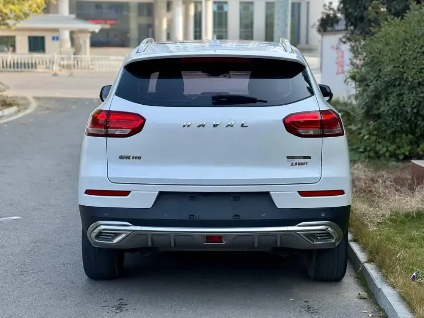 2021 Haval H6 2.0T 224HP L4 7DCT,autocango,china used car exporter,china ev exporter,chinese used car exporter,chinese used ev exporter