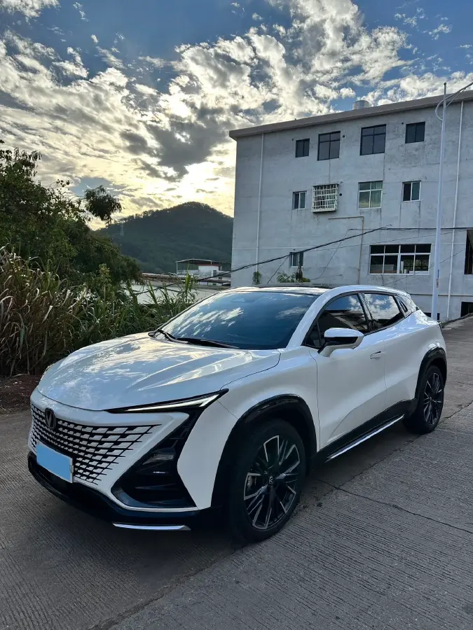 2023 ChangAn UNI-T 1.5T 188HP L4 7DCT