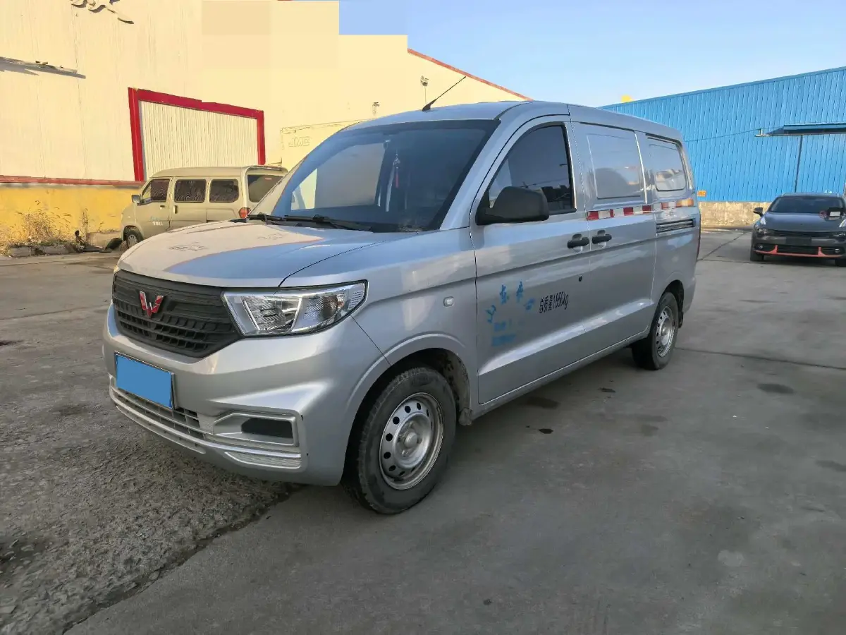 2019 WuLing HongGuang V 1.5L 105HP L4 5MT