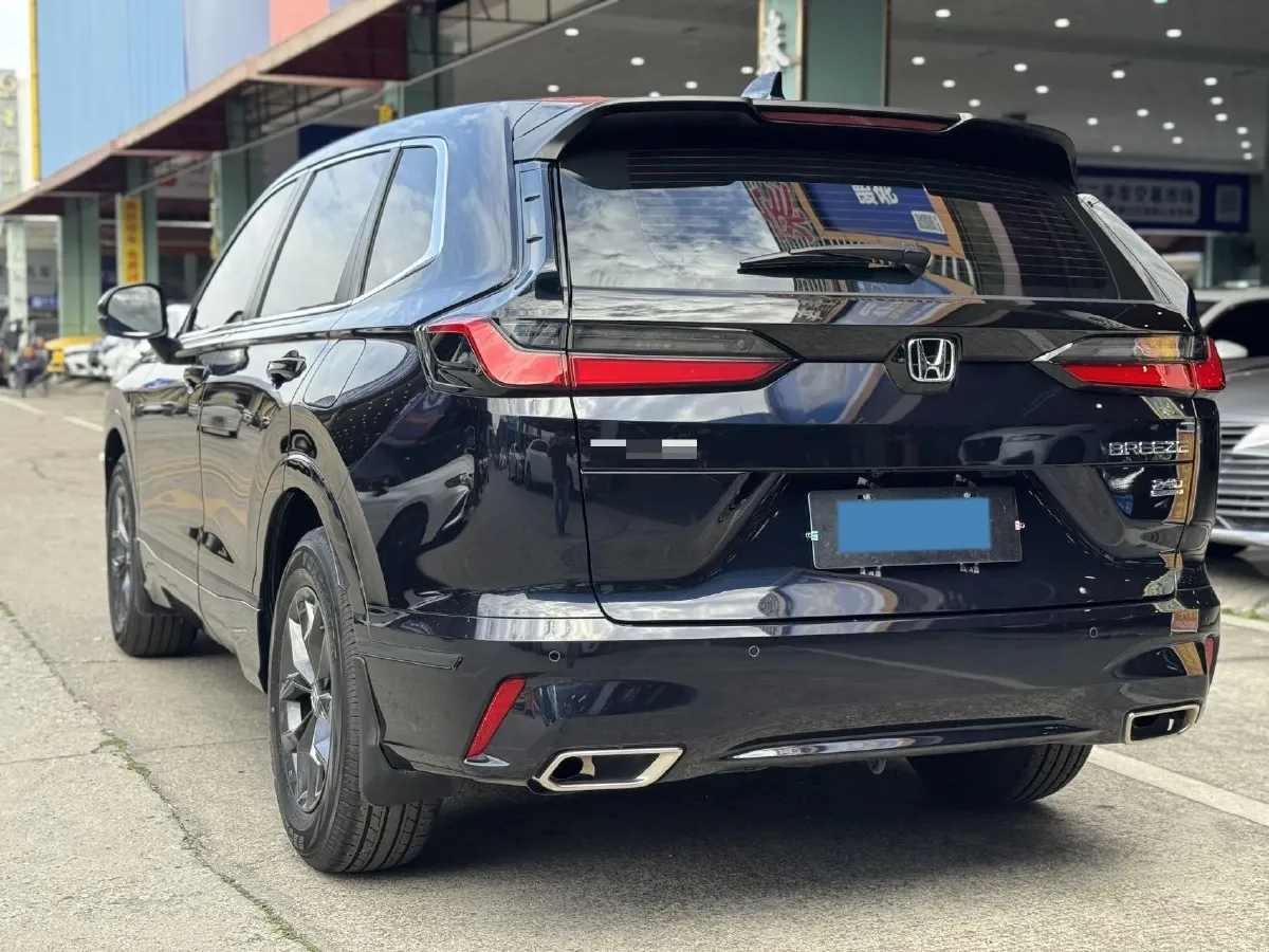 2025 Honda Breeze 1.5T 193HP L4 CVT,autocango,china used car exporter,china ev exporter,chinese used car exporter,chinese used ev exporter