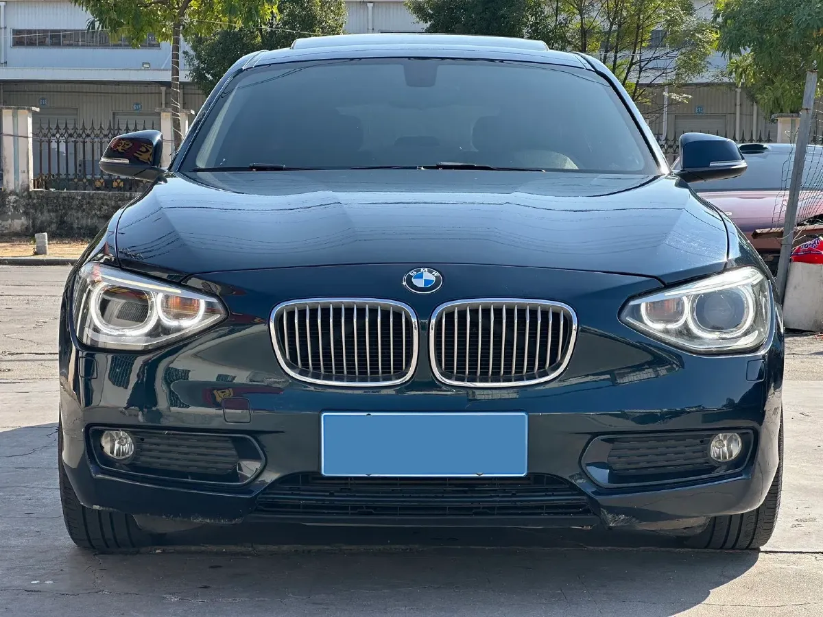 2013 BMW 1 Series 1.6T 136HP L4 8AT,autocango,china used car exporter,china ev exporter,chinese used car exporter,chinese used ev exporter