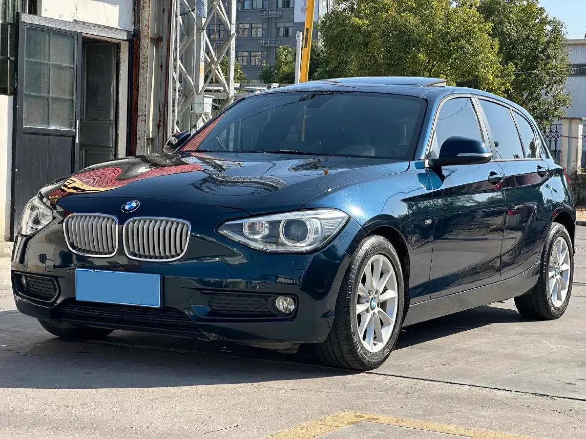 2013 BMW 1 Series 1.6T 136HP L4 8AT