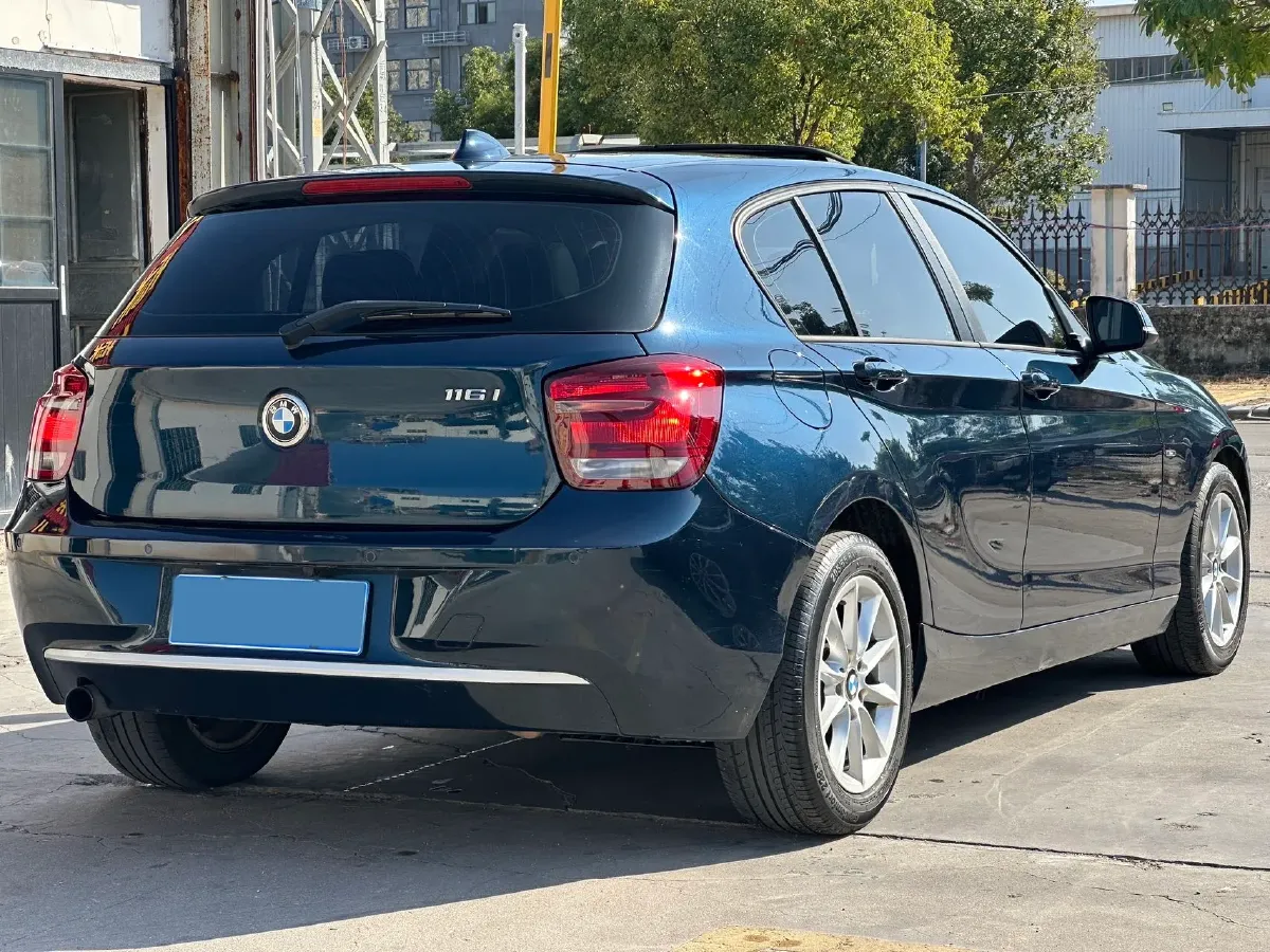2013 BMW 1 Series 1.6T 136HP L4 8AT,autocango,china used car exporter,china ev exporter,chinese used car exporter,chinese used ev exporter
