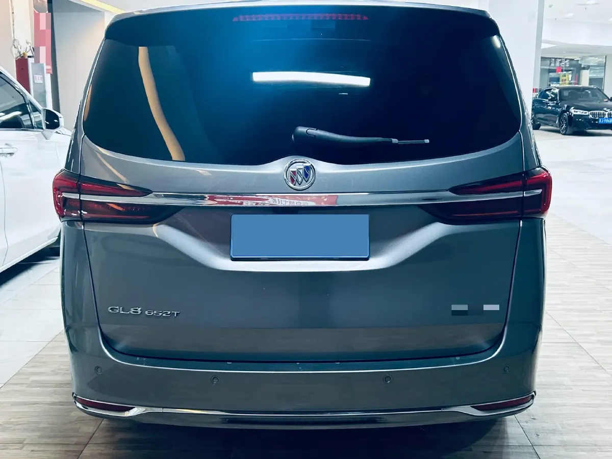 2021 Buick GL8 2.0T 237HP L4 9AT,autocango,china used car exporter,china ev exporter,chinese used car exporter,chinese used ev exporter