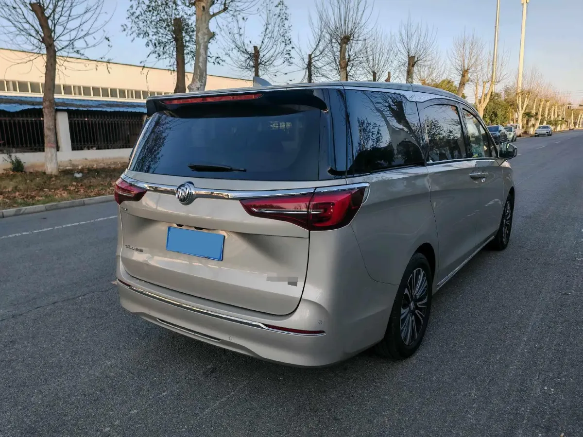2022 Buick GL8 2.0T 237HP L4 9AT,autocango,china used car exporter,china ev exporter,chinese used car exporter,chinese used ev exporter