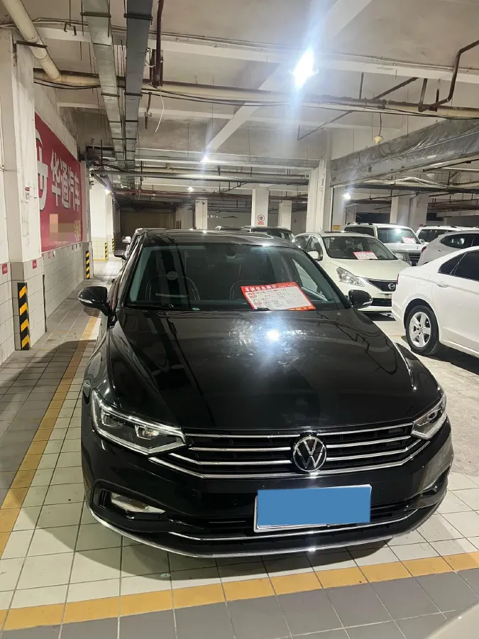 2020 Volkswagen Magotan 2.0T 186HP L4 7DCT,autocango,china used car exporter,china ev exporter,chinese used car exporter,chinese used ev exporter