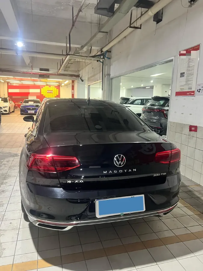 2020 Volkswagen Magotan 2.0T 186HP L4 7DCT,autocango,china used car exporter,china ev exporter,chinese used car exporter,chinese used ev exporter