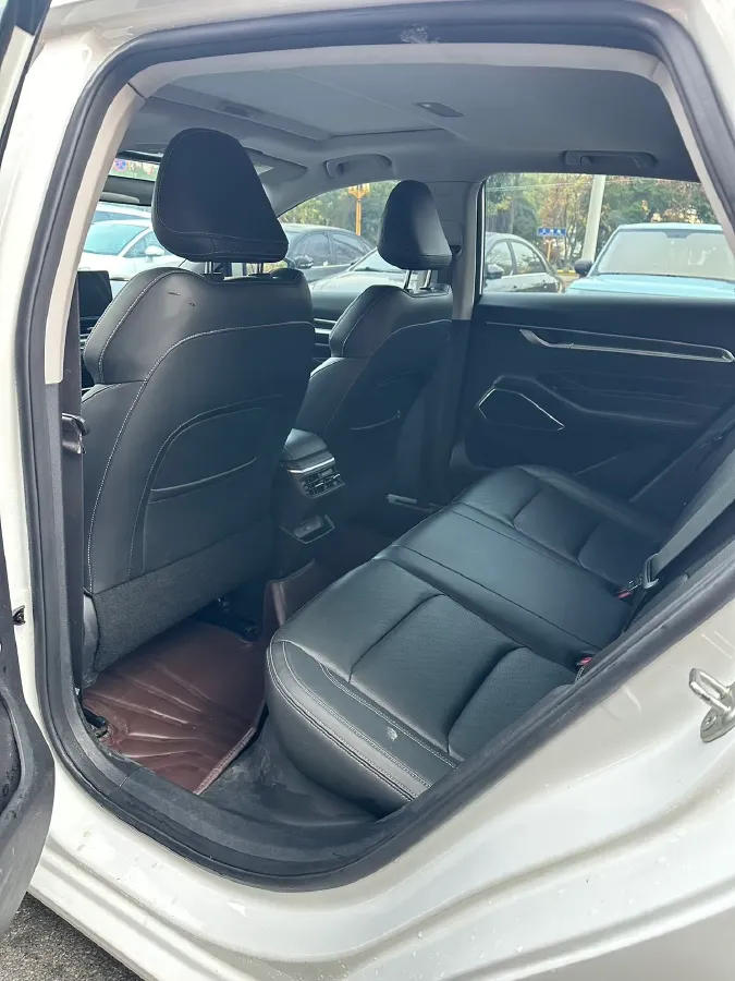 2022 Geely Emgrand 1.5L 114HP L4 CVT,autocango,china used car exporter,china ev exporter,chinese used car exporter,chinese used ev exporter