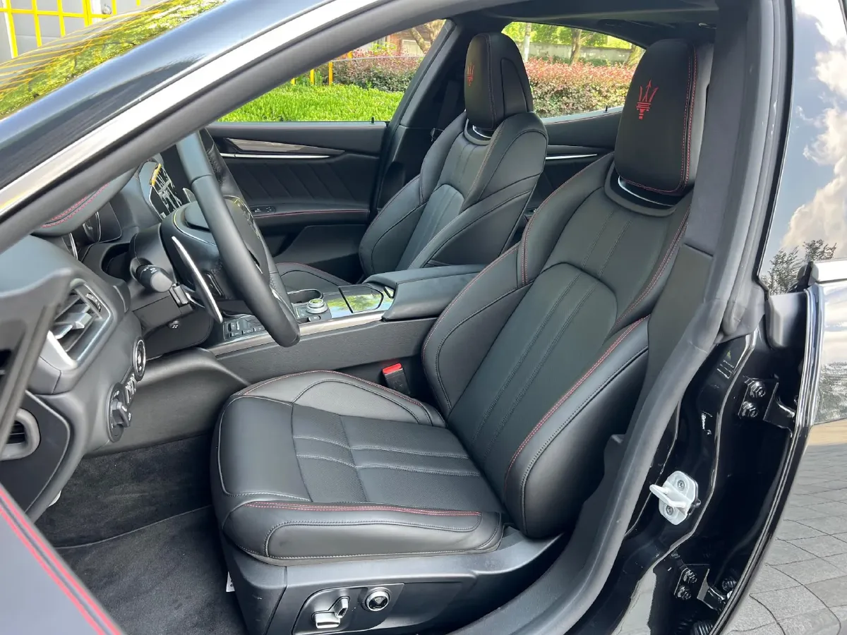 2023 Audi RS 5 2.9T 450HP V6 8AT,autocango,china used car exporter,china ev exporter,chinese used car exporter,chinese used ev exporter