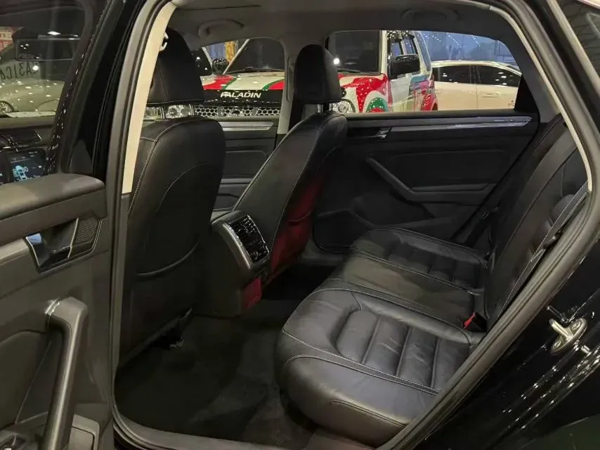 2017 Volkswagen Passat 1.8T 180HP L4 7DCT,autocango,china used car exporter,china ev exporter,chinese used car exporter,chinese used ev exporter