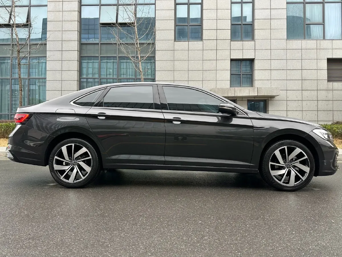 2024 Volkswagen Sagitar 1.5T 160HP L4 7DCT,autocango,china used car exporter,china ev exporter,chinese used car exporter,chinese used ev exporter