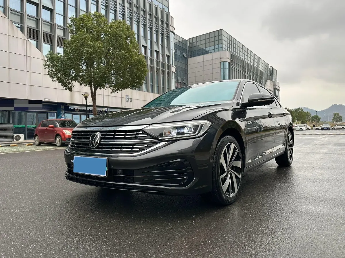 2024 Volkswagen Sagitar 1.5T 160HP L4 7DCT,autocango,china used car exporter,china ev exporter,chinese used car exporter,chinese used ev exporter