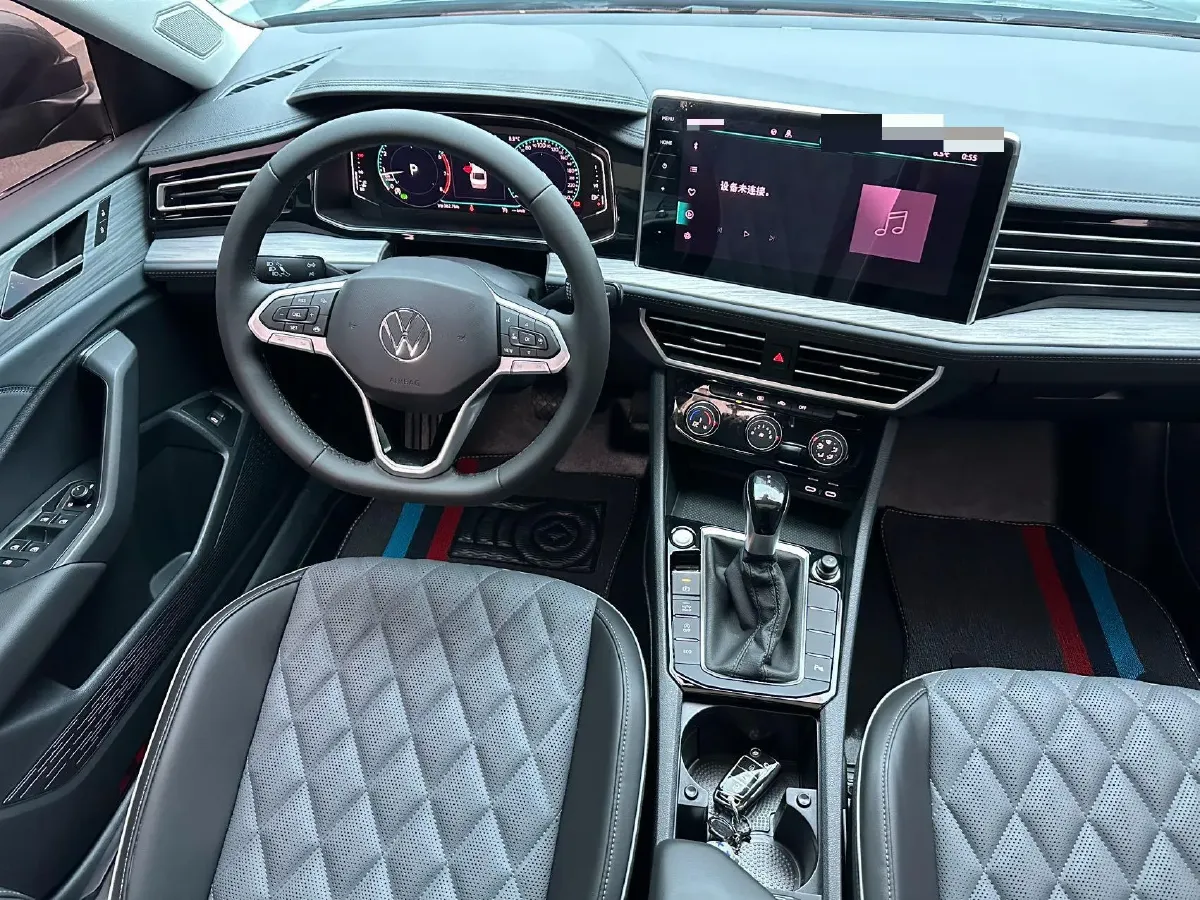 2024 Volkswagen Sagitar 1.5T 160HP L4 7DCT,autocango,china used car exporter,china ev exporter,chinese used car exporter,chinese used ev exporter