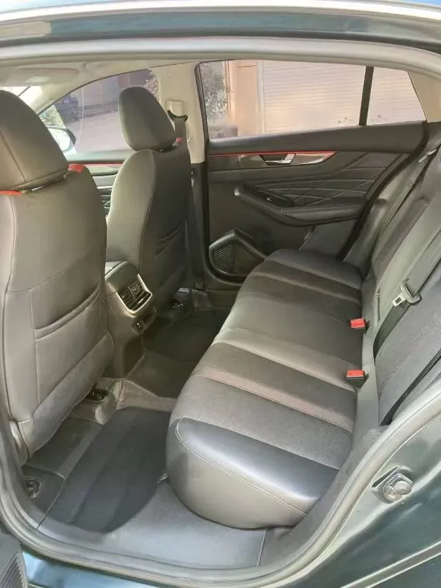 2021 DongFeng Aeolus YiXuan MAX 1.5T 190HP L4 7DCT,autocango,china used car exporter,china ev exporter,chinese used car exporter,chinese used ev exporter