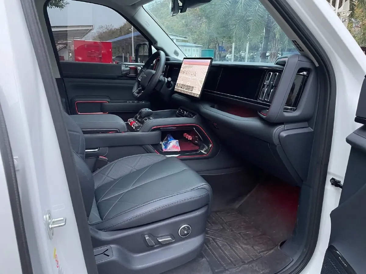 2023 FangChengBao Bao 5 1.5T 194HP L4 E-CVT PHEV 31.8KWH,autocango,china used car exporter,china ev exporter,chinese used car exporter,chinese used ev exporter