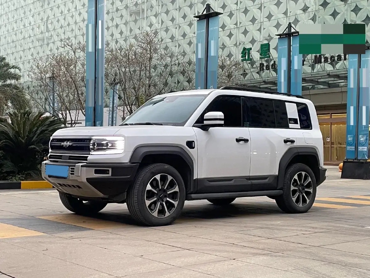 2023 FangChengBao Bao 5 1.5T 194HP L4 E-CVT PHEV 31.8KWH