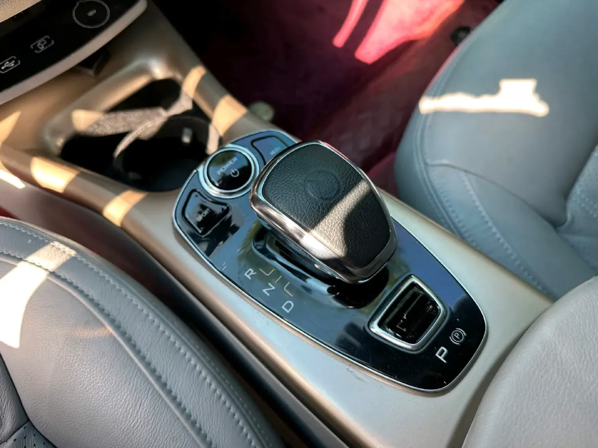 2018 Denza Denza BEV 70KWH,autocango,china used car exporter,china ev exporter,chinese used car exporter,chinese used ev exporter