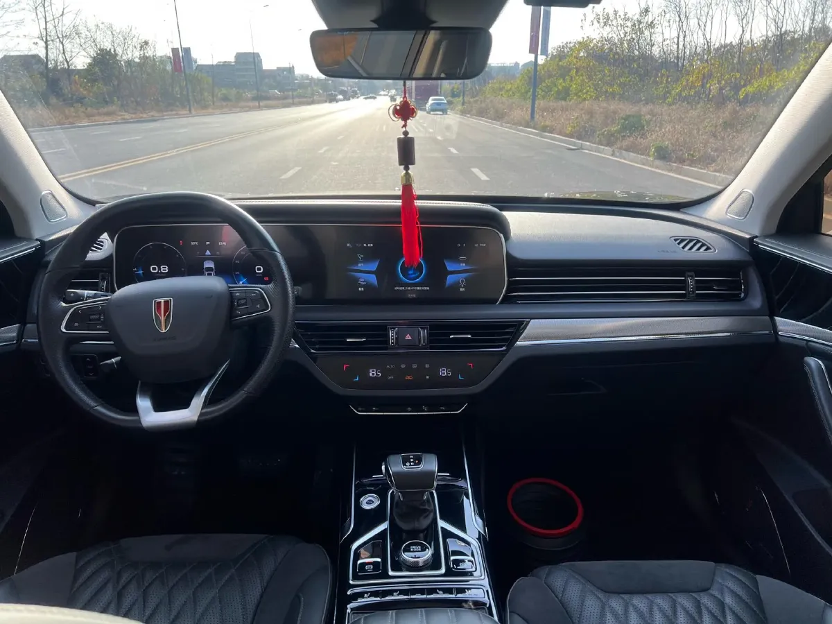 2022 HongQi HS5 2.0T 224HP L4 6AT,autocango,china used car exporter,china ev exporter,chinese used car exporter,chinese used ev exporter