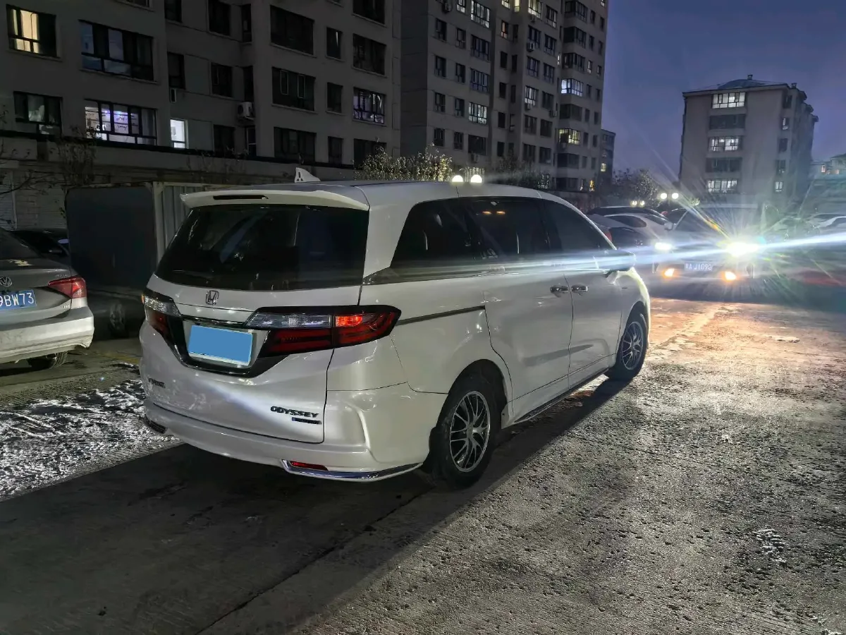 2021 Honda Odyssey 2.0L 146HP L4 E-CVT Hybrid,autocango,china used car exporter,china ev exporter,chinese used car exporter,chinese used ev exporter