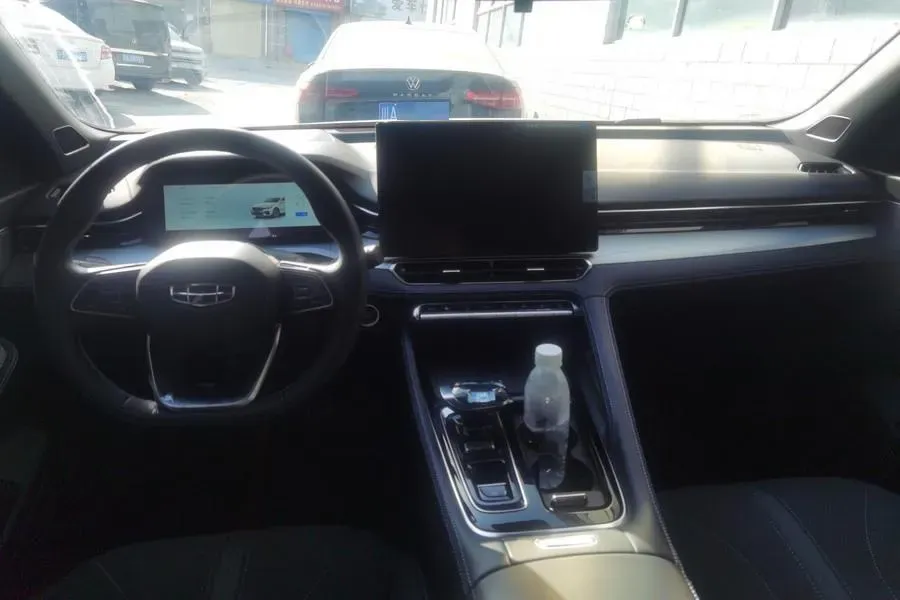 2026 Geely Preface 2.0T 272HP L4 8AT,autocango,china used car exporter,china ev exporter,chinese used car exporter,chinese used ev exporter