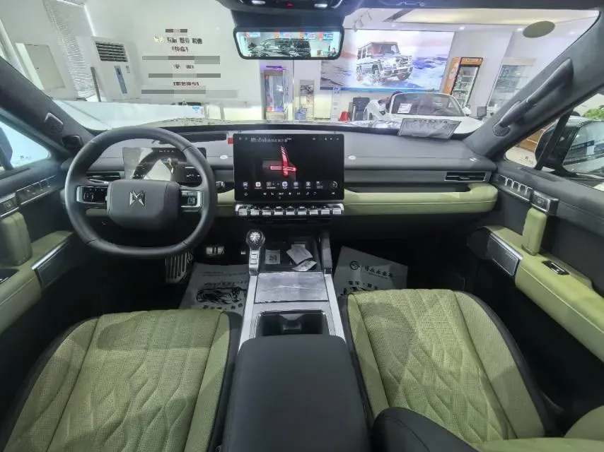 2025 BMW 3 Series 2.0T 245HP L4 8AT,autocango,china used car exporter,china ev exporter,chinese used car exporter,chinese used ev exporter