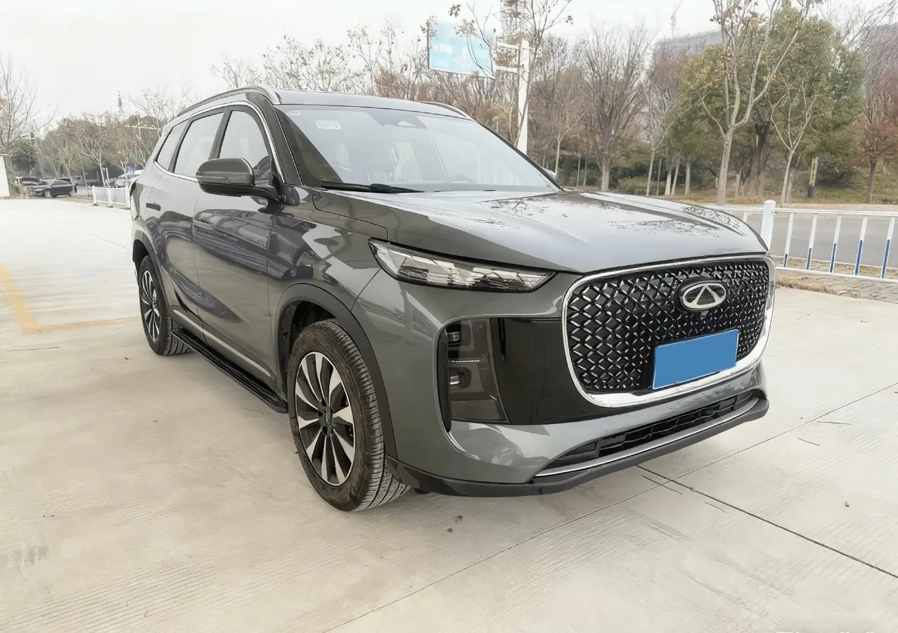 2025 Chery Tiggo 8 Plus 1.6T 197HP L4 7DCT,autocango,china used car exporter,china ev exporter,chinese used car exporter,chinese used ev exporter
