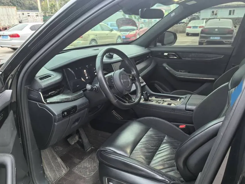 2021 Kia Carnival 2.0T 233HP L4 8AT,autocango,china used car exporter,china ev exporter,chinese used car exporter,chinese used ev exporter