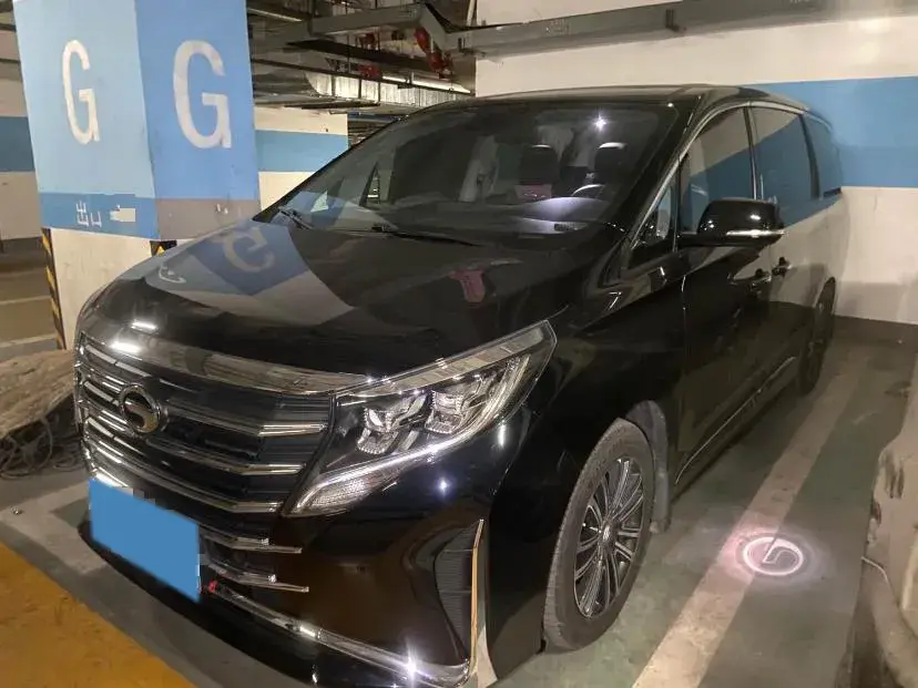 2021 GAC Trumpchi M8 2.0T 252HP L4 8AT