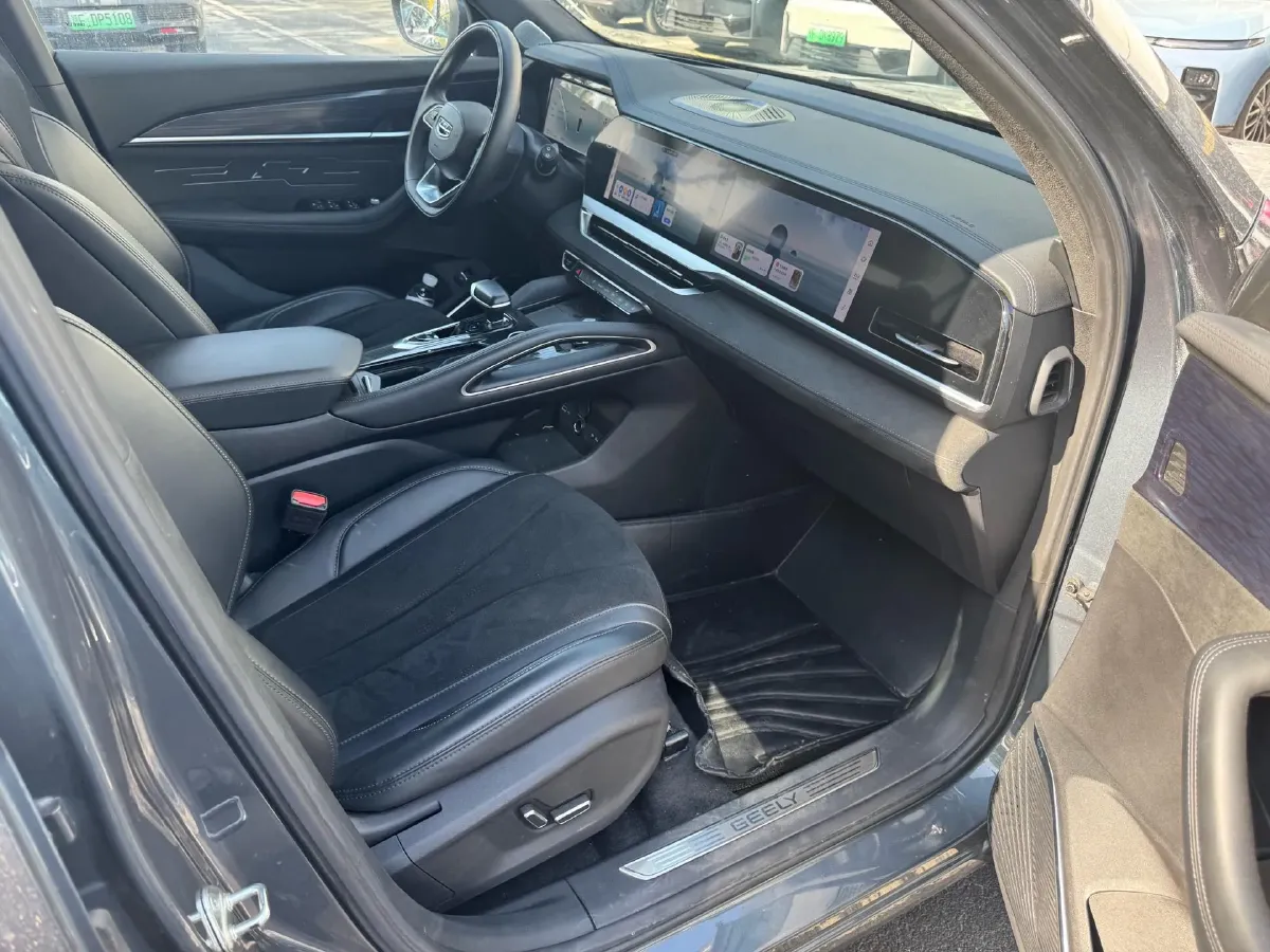 2024 Geely Monjaro 2.0T 238HP L4 8AT,autocango,china used car exporter,china ev exporter,chinese used car exporter,chinese used ev exporter