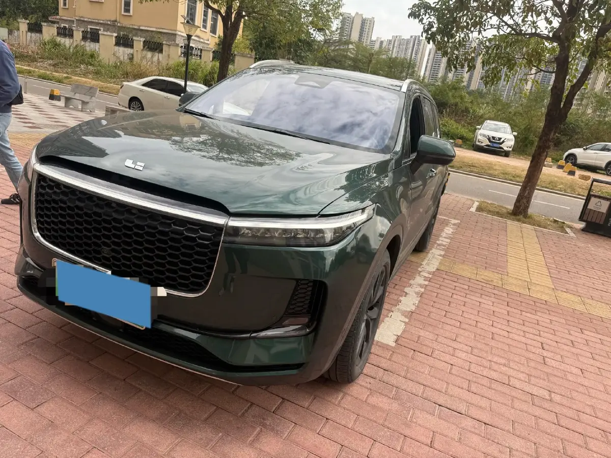 2021 Li ONE Range Extended 131HP REEV 40.5KWH