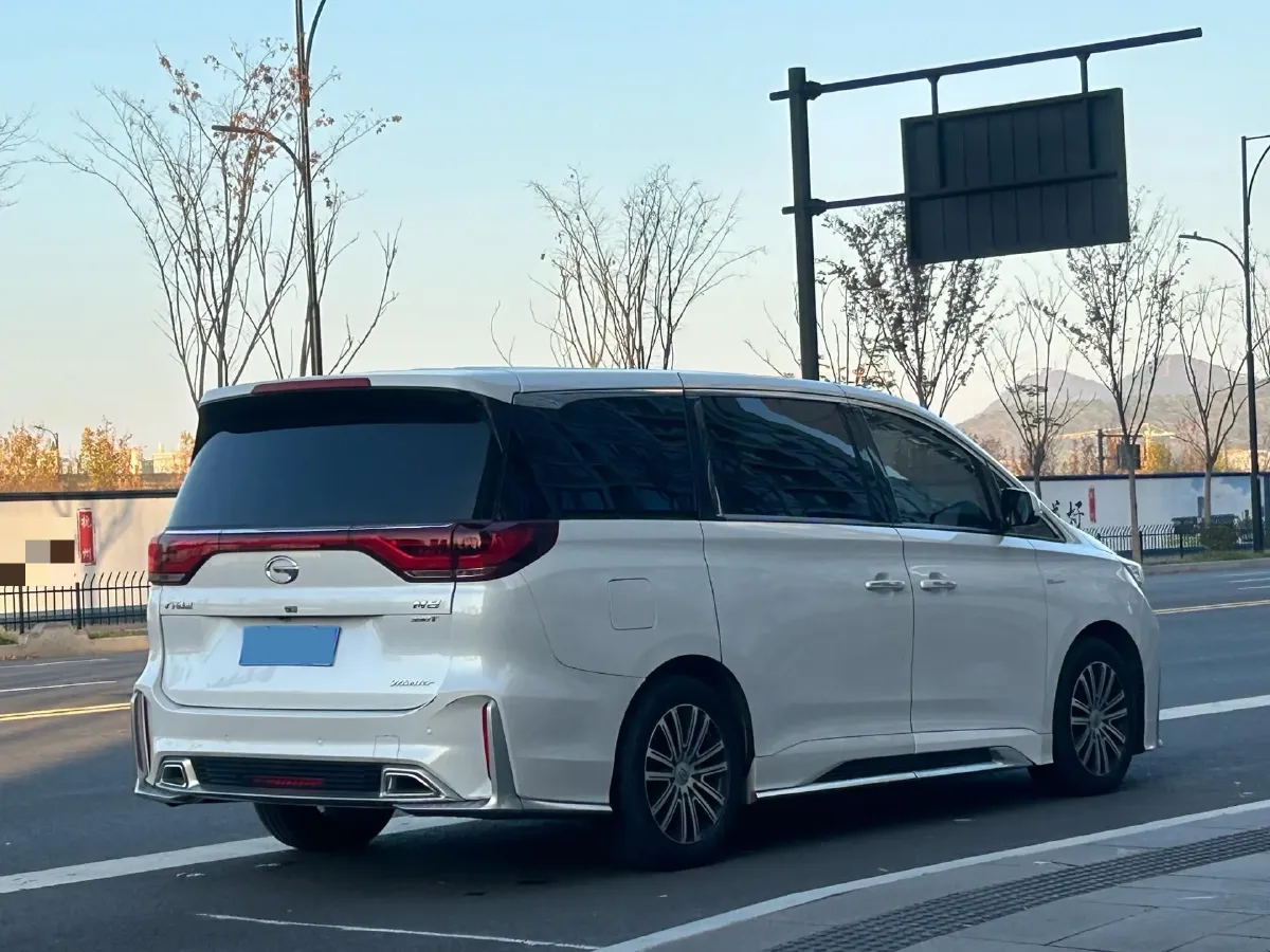 2021 GAC Trumpchi M8 2.0T 252HP L4 8AT,autocango,china used car exporter,china ev exporter,chinese used car exporter,chinese used ev exporter