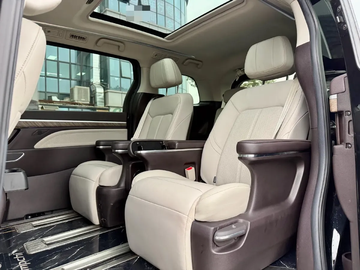 2021 GAC Trumpchi M8 2.0T 252HP L4 8AT,autocango,china used car exporter,china ev exporter,chinese used car exporter,chinese used ev exporter