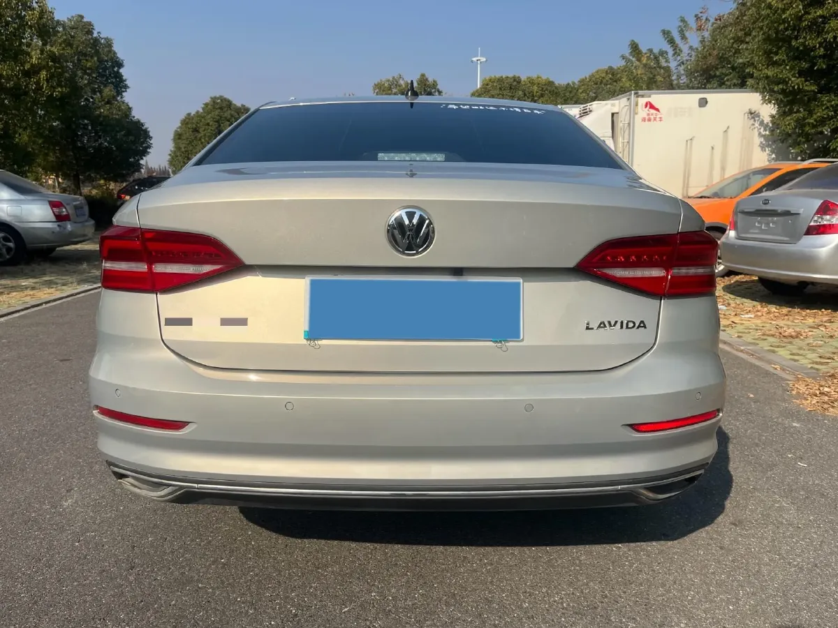 2018 Volkswagen Lavida 1.2T 116HP L4 7DCT,autocango,china used car exporter,china ev exporter,chinese used car exporter,chinese used ev exporter