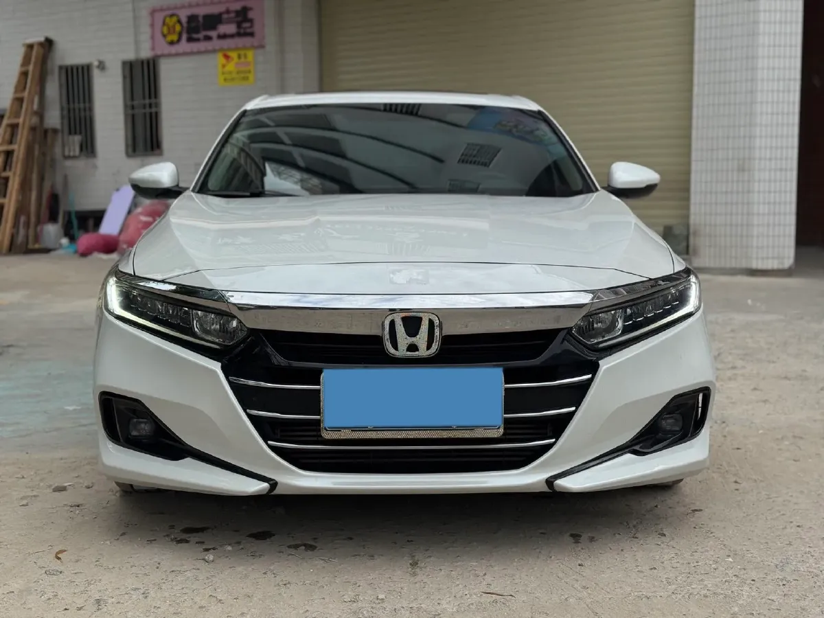 2022 Honda Accord 1.5T 194HP L4 CVT,autocango,china used car exporter,china ev exporter,chinese used car exporter,chinese used ev exporter
