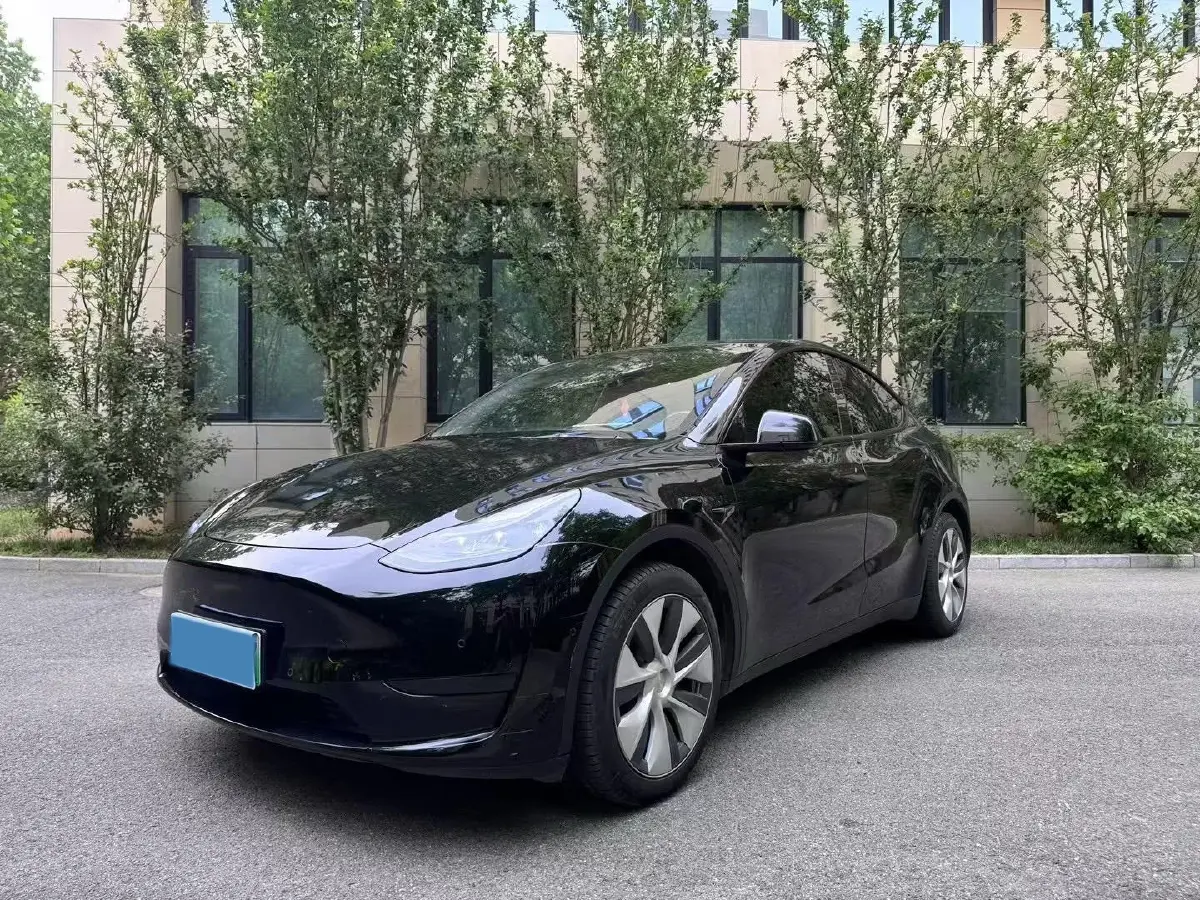 2022 Tesla Model Y BEV 60KWH